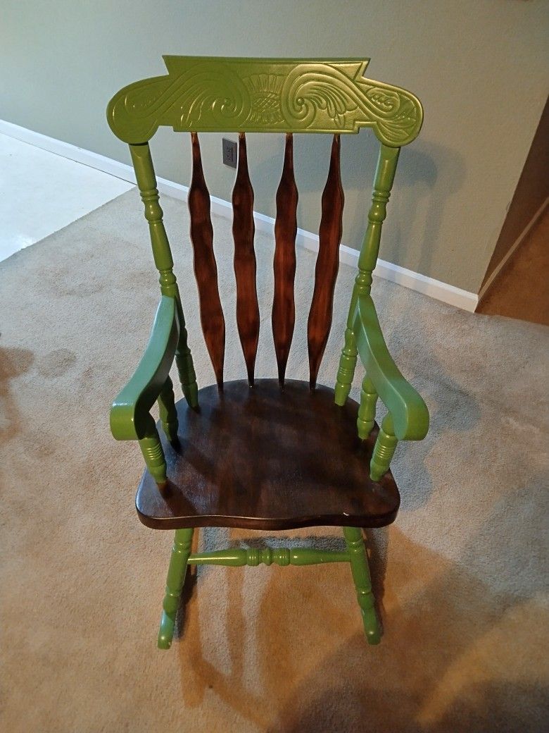 Oak wood Rocking Chair