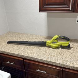 Leaf Blower