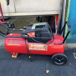 Husky 26 Gallon Air Compressor works great will plug in for you to check out pick up only 