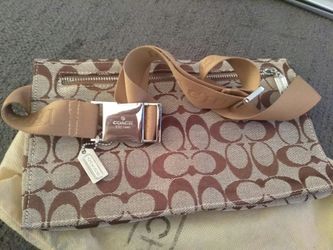 Authentic Coach Purse Wristlet. $125