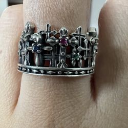 Women and men ring  