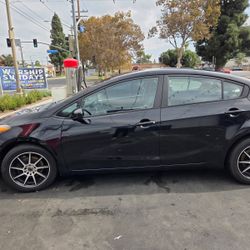 2014 KIA Forte LX Standar