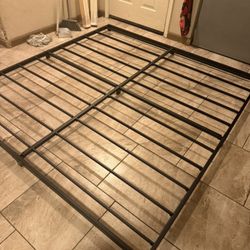 King Size Metal Platform Bed Frame 