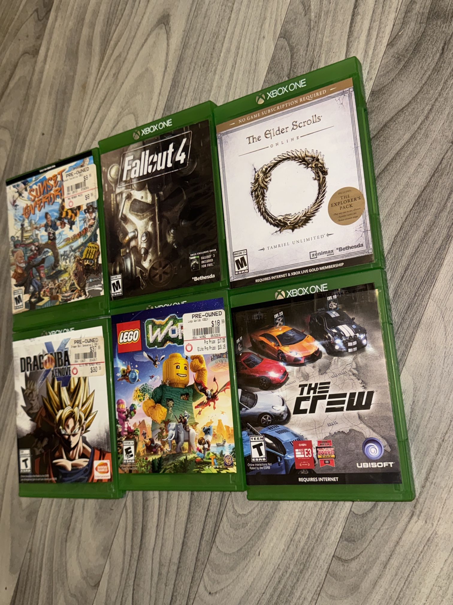 6 XBOX ONE GAMES with cases