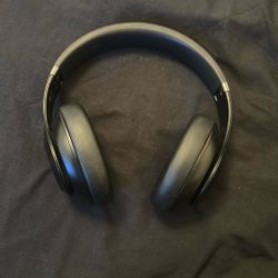 Beats Studio Pros