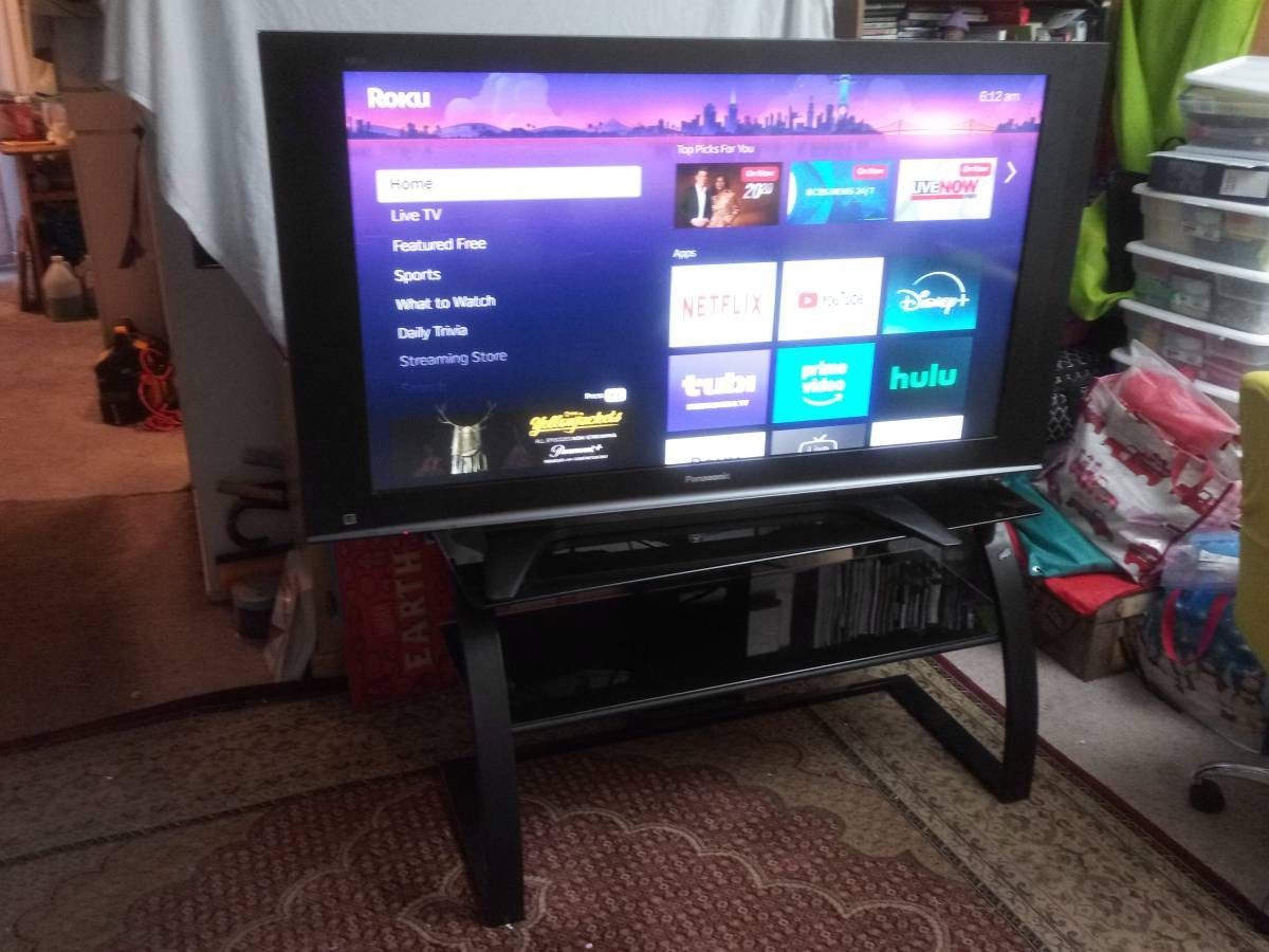 50 INCH PANASONIC TV WITH STAND & REMOTEÂ