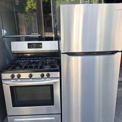 Frigedaire Refrigerator And Gas Stove 5 Burner 30 Inches 