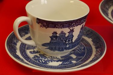 🧡 JOHNSON BROTHERS Blue Willow••3 Sets