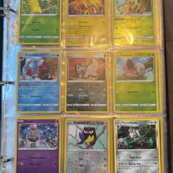 Mix of Cards Pokémon,Baseball and Football