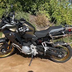 2023 BMW F850GS Adventure