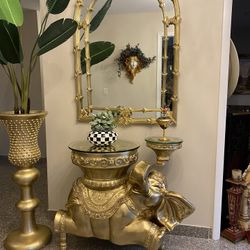 Very Gorgeous Elephant Table and mirror