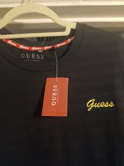 Men's guess t shirt