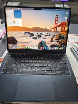2022 MacBook Air A2681,M2 ,8Gb,256Gb,13” LCD, Midnight Color, AC Charger, Good Condition,Office 2022,Sequoia MAC OS on Best Deal Now