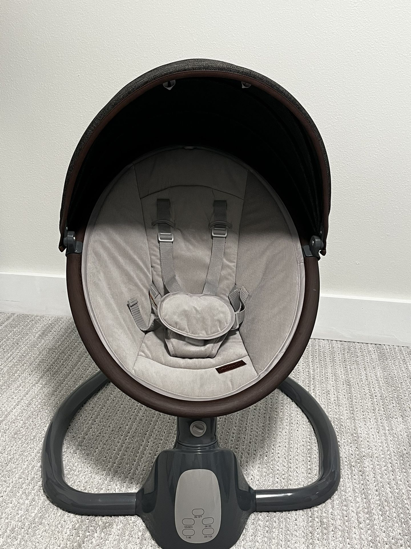 Safety 1st 5-Modes Bluetooth Swing - Smoked Pecan