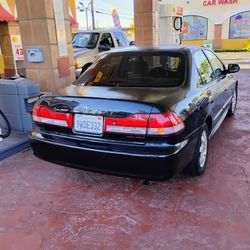 HONDA ACCORD 4 CLYND V-TEC  ENGINE