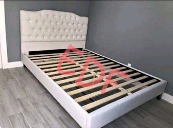 BRAND NEW QUEEN PLATFORM BED FRAME WITH MATRESS INCLUDED $369