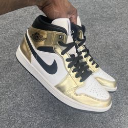 Air Jordan 1 Mid Metallic Gold Mens Size 10.5