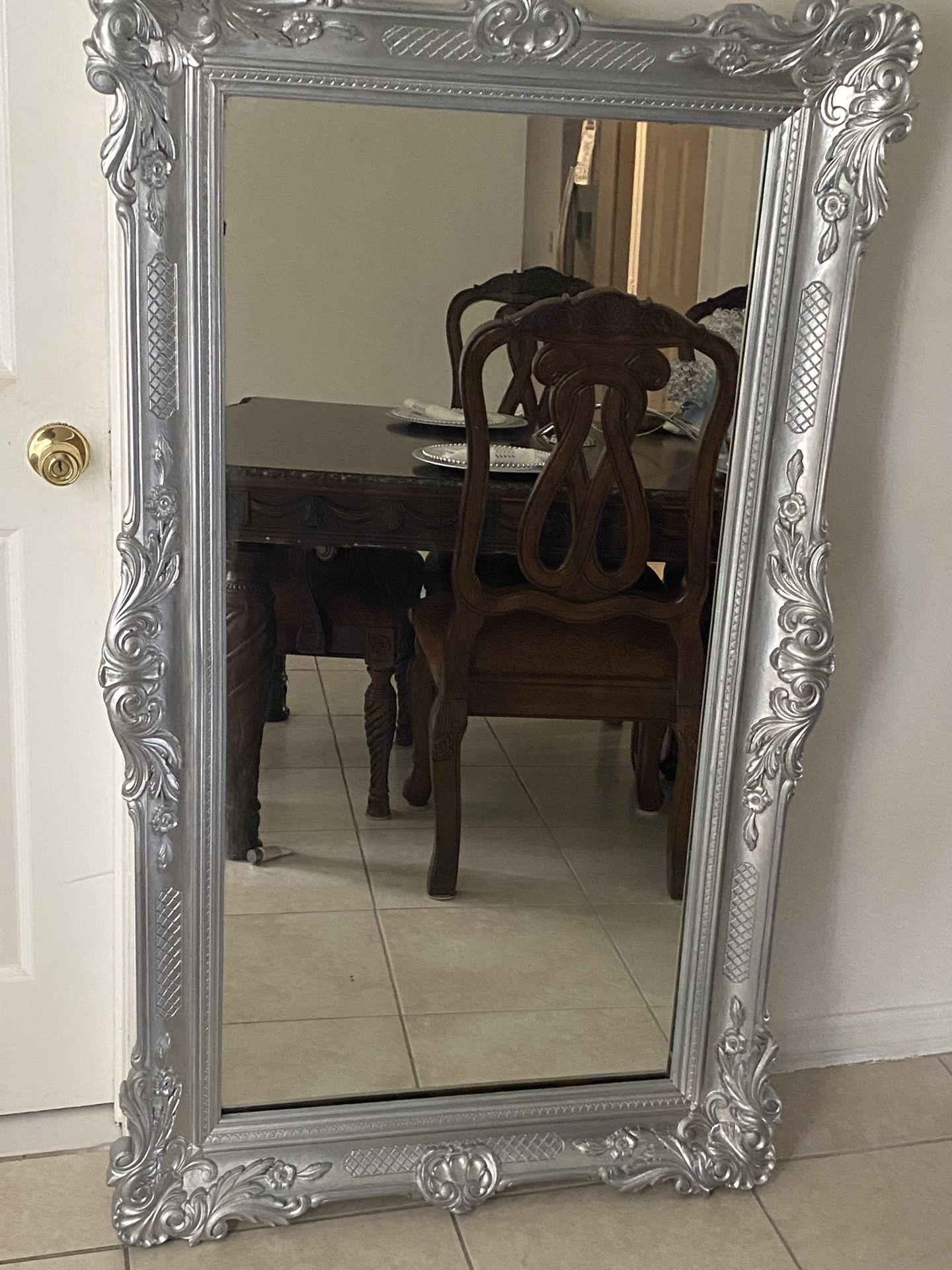 Sliver Vintage Mirror