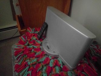 BOSE Speaker with remote