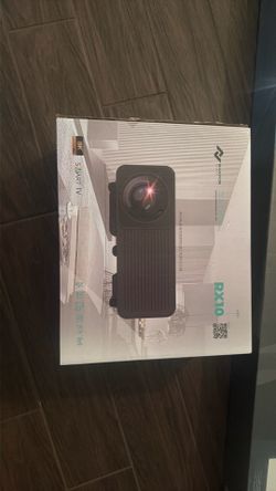 Rhayon projector and pull up screen