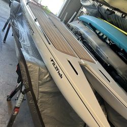 Live Stand Up Paddle Board