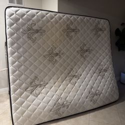 Cal King Mattress 