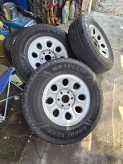 Chevrolet 6 lug rims and tires