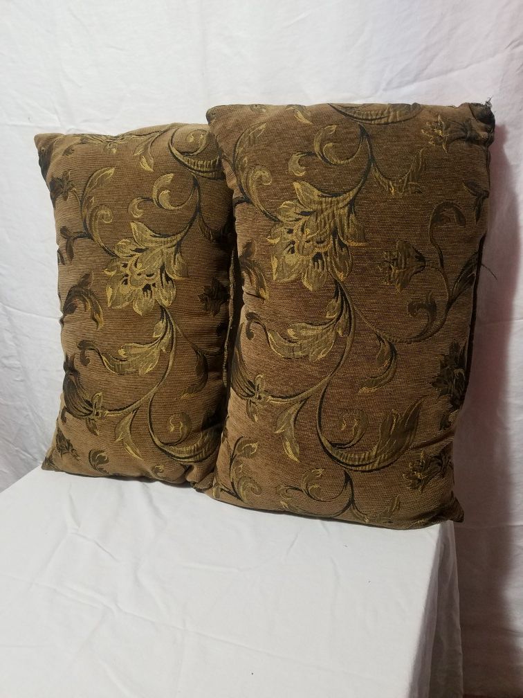 Throw Pillows