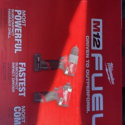 Milwaukee M12 Fuel Impact Driver/Drill Kit 
