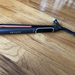Revlon Hair Straightener