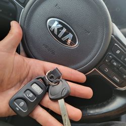 Car Keys And Key Fob 