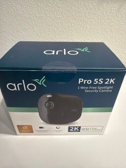 NEW Arlo Pro 5S 2K Wire-Free Spotlight Security Camera