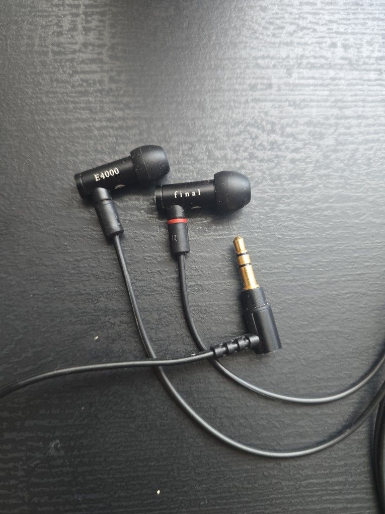 Final Audio E4000