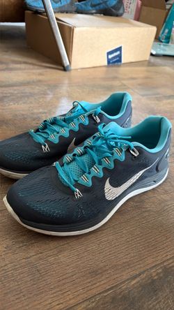 Nike Men’s trainers Running Shoes Size 10.5 Great summer shoes great condition