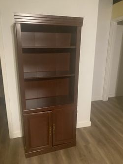 Heritage Hill 71 1/4"H 3-Shelf Traditional Bookcase, Cherry/Dark Finish