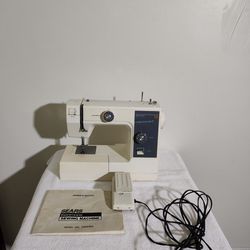 Vintage Kenmore Sewing Machine 12 Stitch Model-385 w/ Pedal 