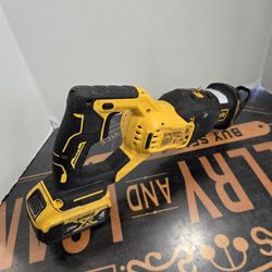 Dewalt XR Reciprocating Saw With Battery 