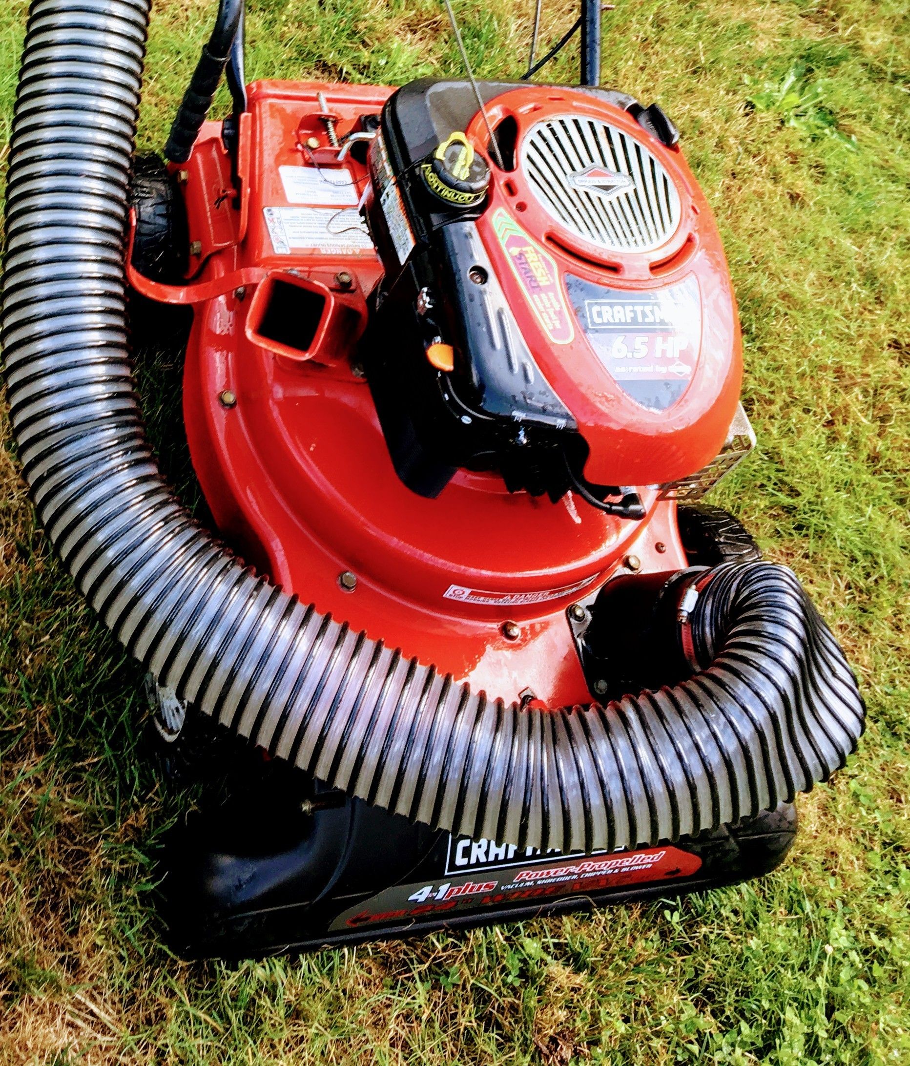Craftsman 4 in 1 Lawn Vacuum Self Propelled 6.75 HP yard machine for
