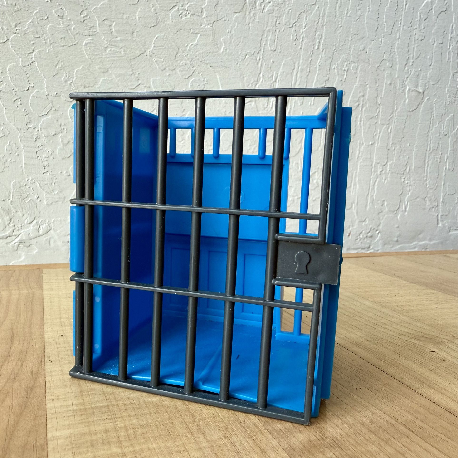Vintage 1985 Kenner MASK Bolder Hill Playset Part - Detention Cell