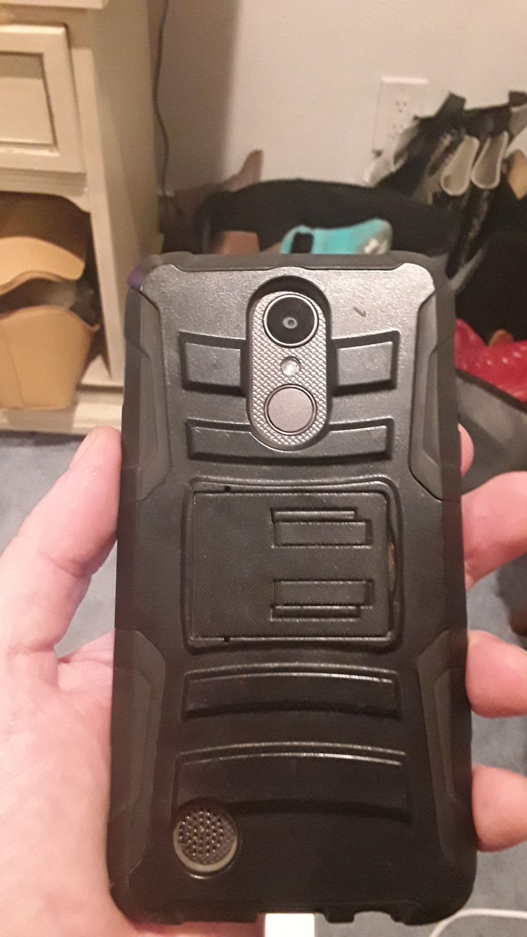 Lg m153 with case