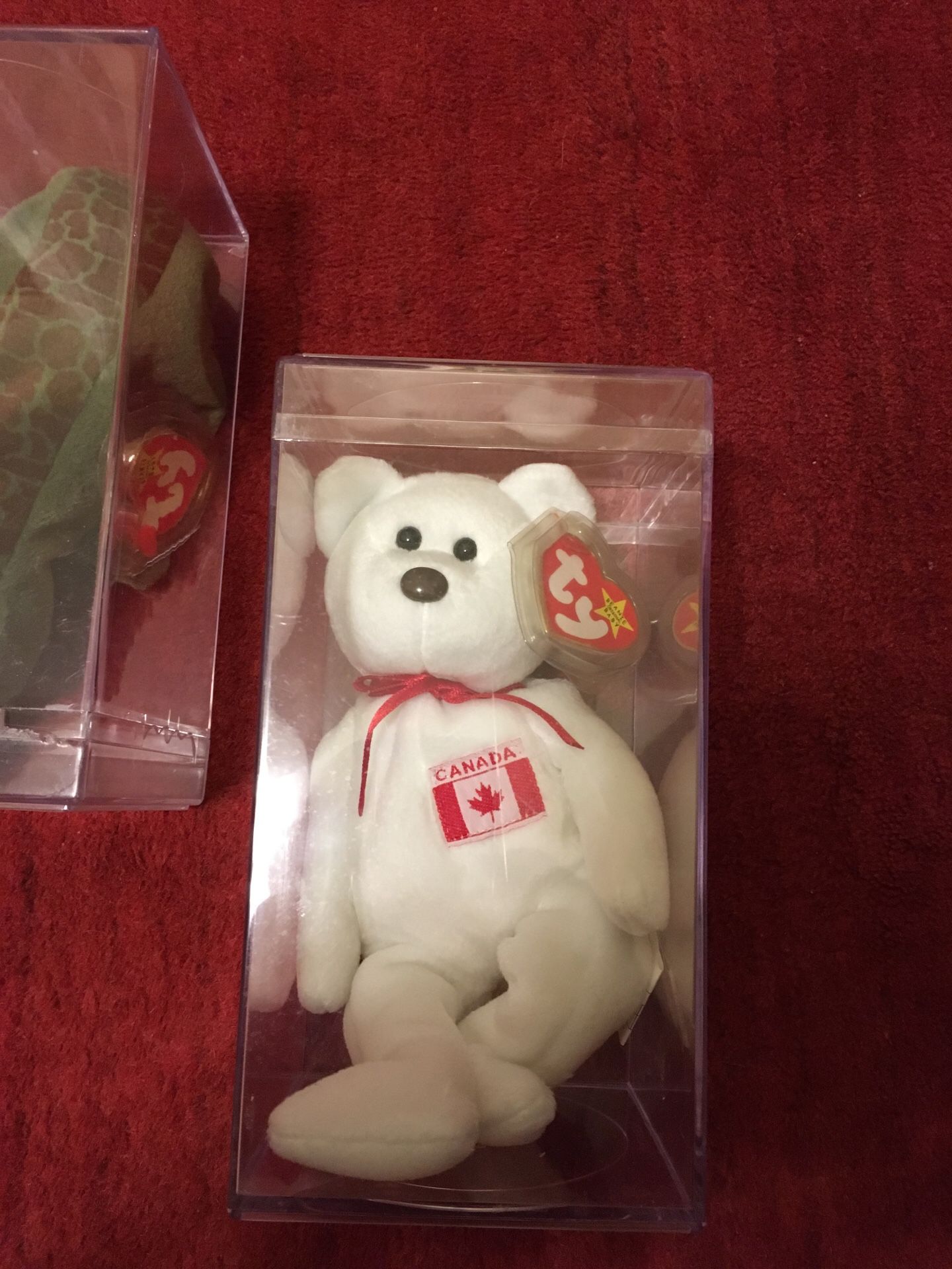 Maple Beanie Baby. Never played with.