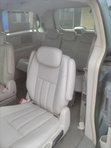 2008 Chrysler Town & Country