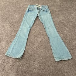 Women’s Levi Size 1 Great Condition