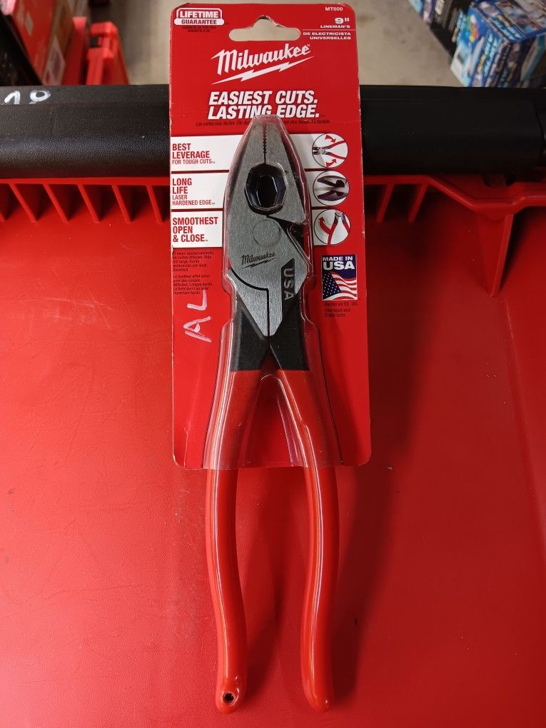 Milwaukee 9" Lineman's