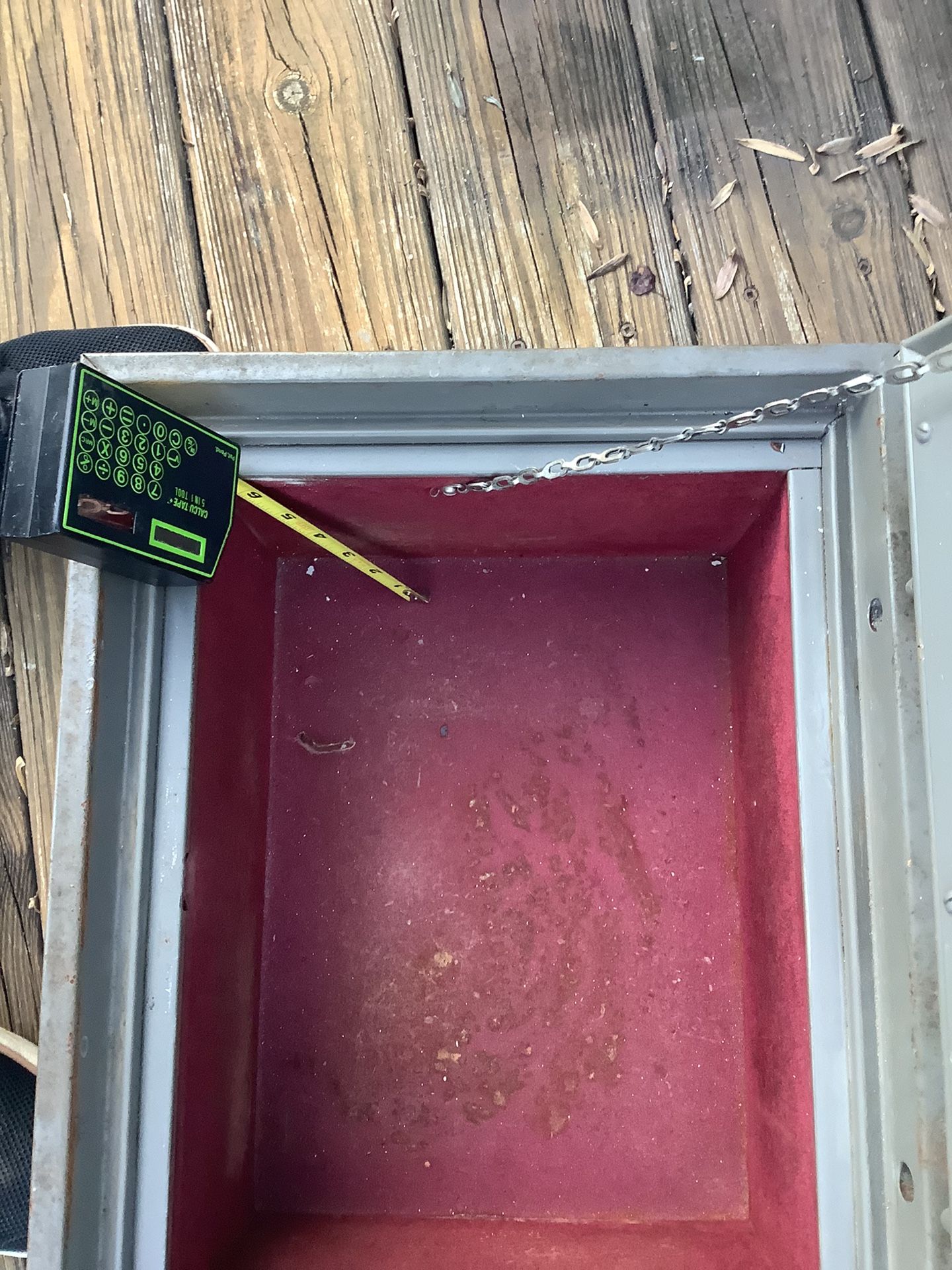 Safe ( keys Type ) Think Walls Very Heavy ! $15