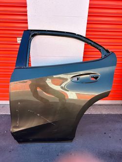 2019-2020-2021-2022-2023-2024-2025  LEXUS UX LEFT DRIVE  REAR  DOOR OEM