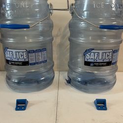 San Jamar Ice Buckets with Mounts Brand New