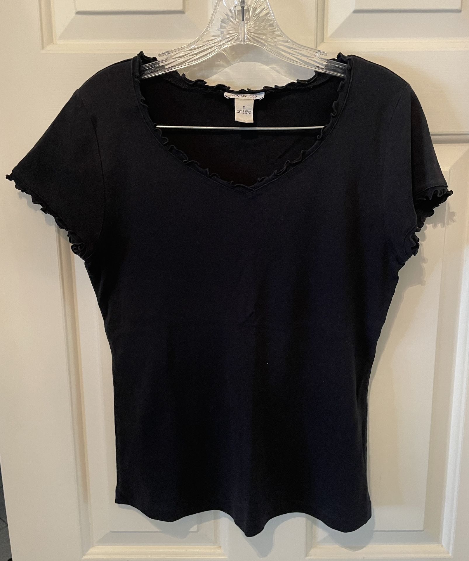 Harolds Size Small black V neck t shirt with swirly hem- 100% cotton