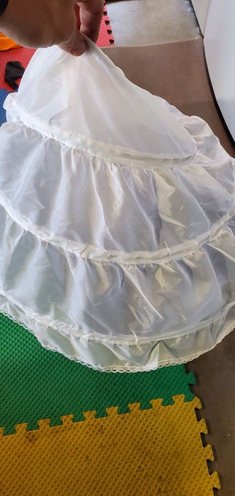 Girls Petticoat / Under Skirt For Fancy Dress