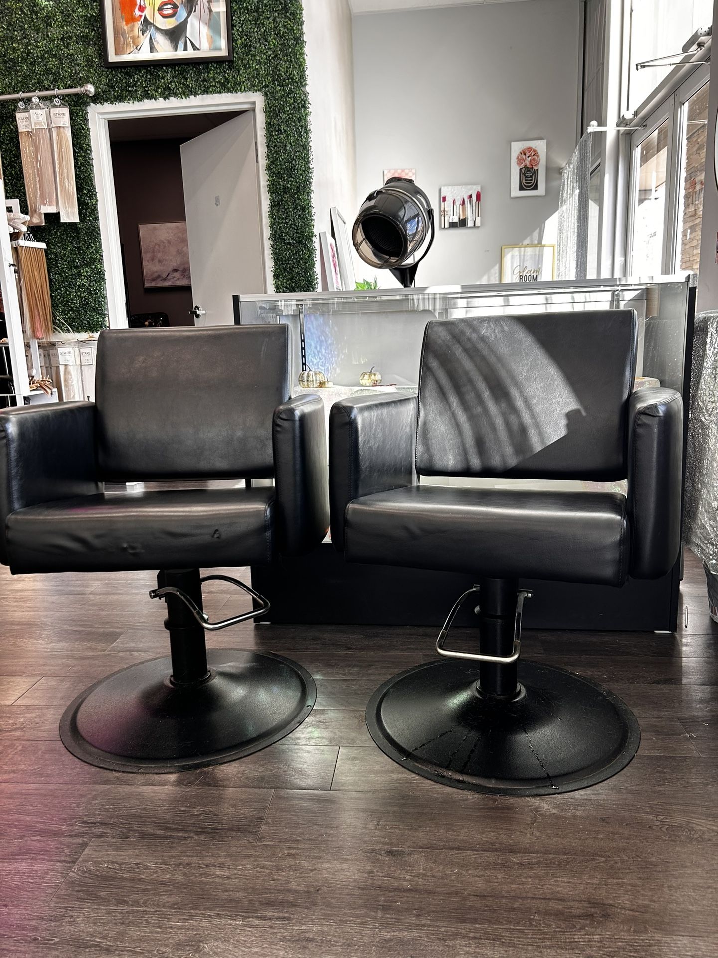 Hair Stylist Salon Chairs